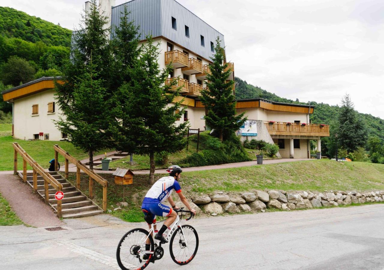 Village Vacances Atc Routes Du Monde Saint-Francois-Longchamp Bagian luar foto
